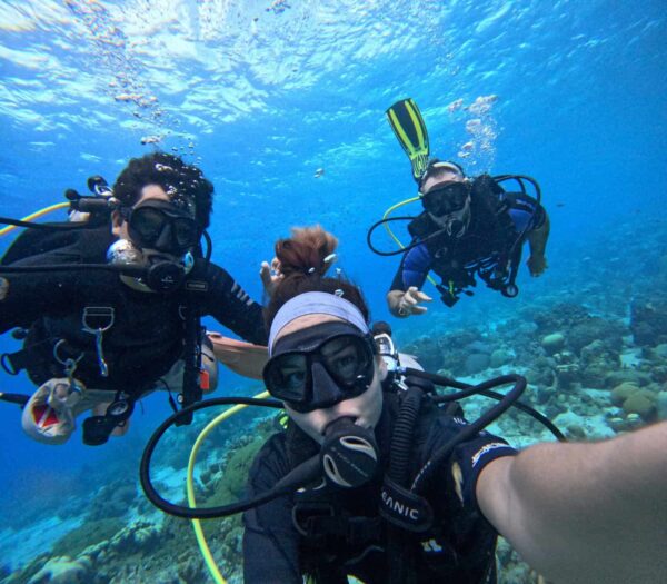 2 TANKS SHORE DIVING